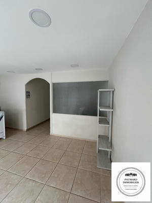 Local commercial - 89 m² - 5 pièces