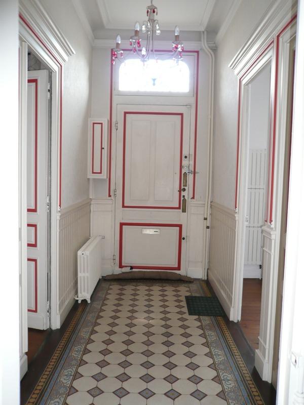 Maison bourgeoise - 230 m² - 9 pièces