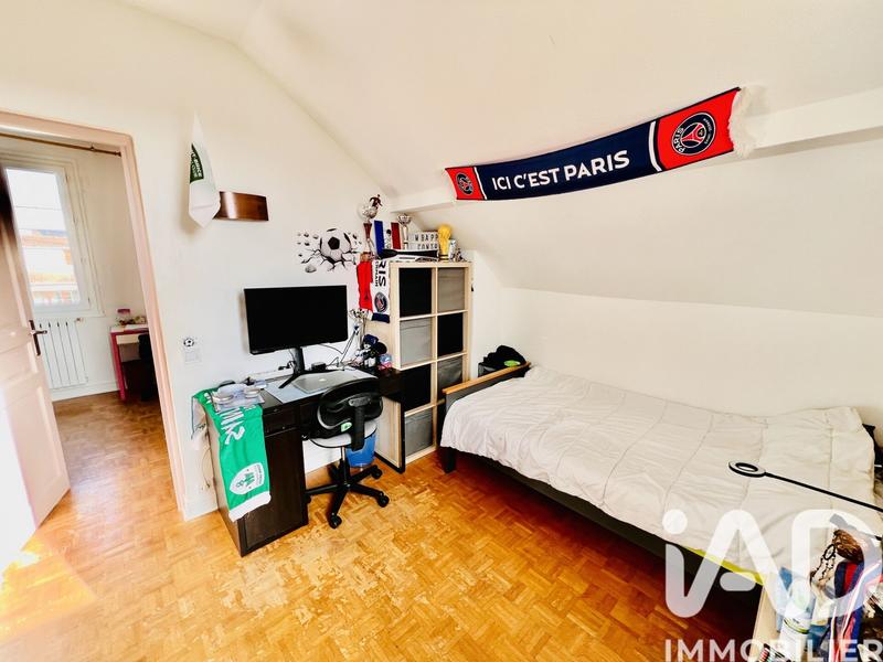 Maison - 99 m² - 6 pièces