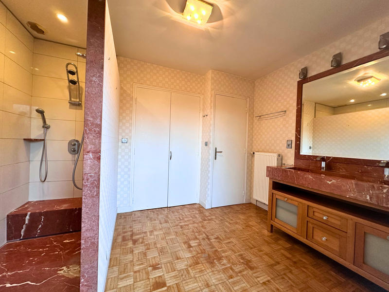 Maison - 160 m² - 7 pièces