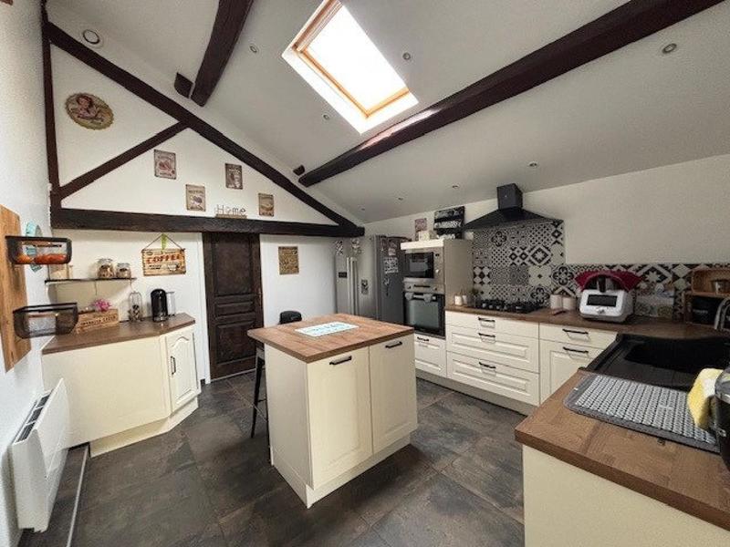 Maison - 170 m² - 7 pièces