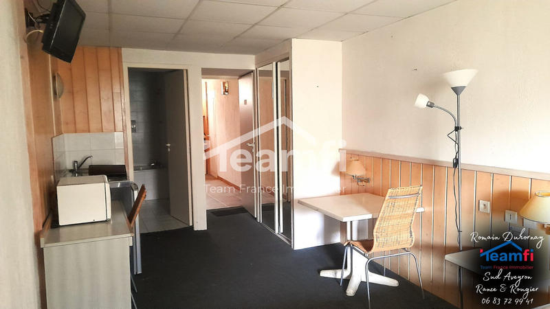 Maison - 192 m² - 20 pièces