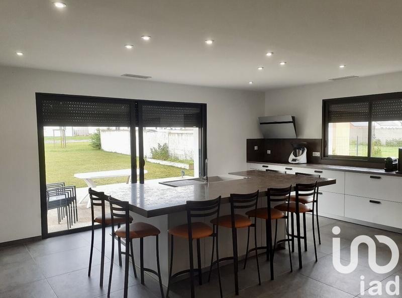 Maison - 140 m² - 6 pièces