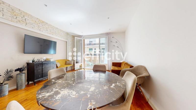 Appartement - 97 m² - 4 pièces