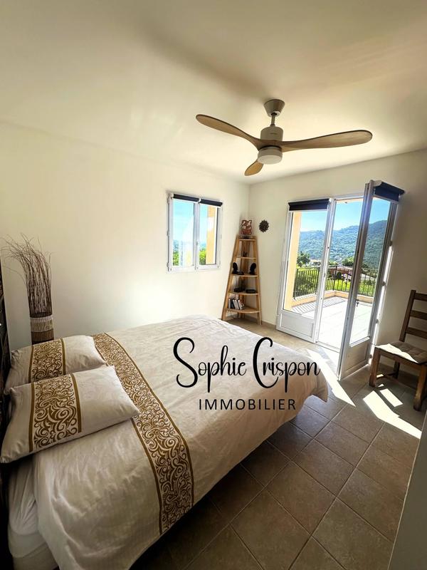 Villa - 209 m² - 7 pièces