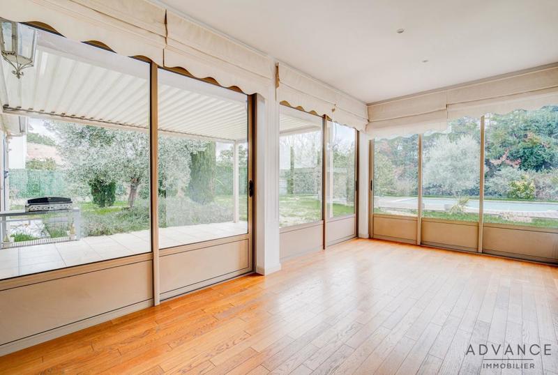 Maison - 188 m² - 6 pièces