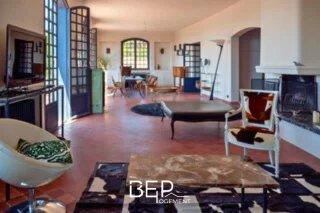Villa - 170 m² - 6 pièces