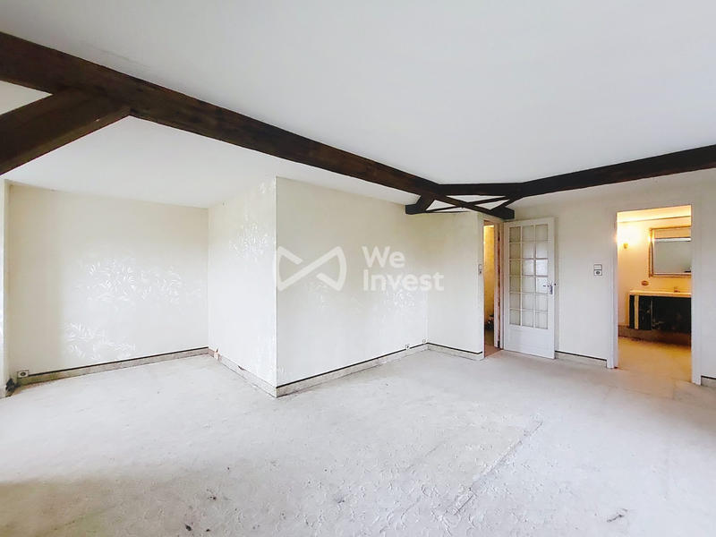 Maison - 217 m² - 8 pièces