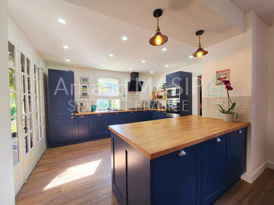 Maison - 273 m² - 11 pièces