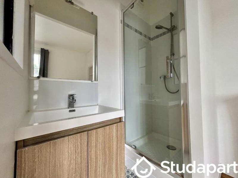 Chambre - 15 m² - 1 pièce