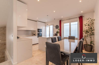 Maison - 152 m² - 6 pièces