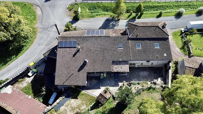 Maison ancienne - 540 m² - 9 pièces