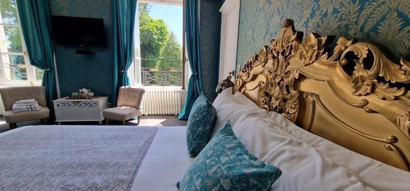 Manoir - 680 m² - 16 pièces