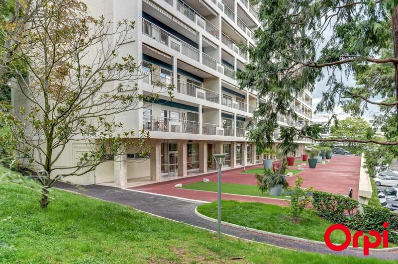 Appartement - 131 m² - 4 pièces