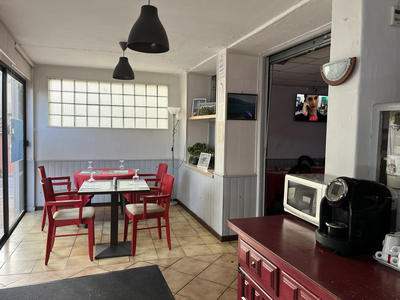 Propriété - 400 m² - 16 pièces