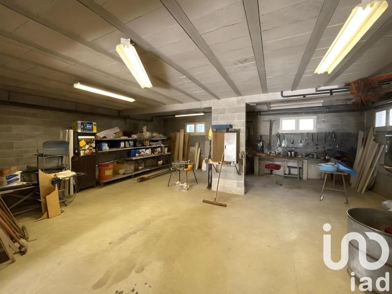 Maison - 210 m² - 5 pièces