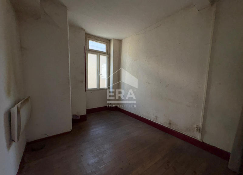 Immeuble - 140 m² - 10 pièces