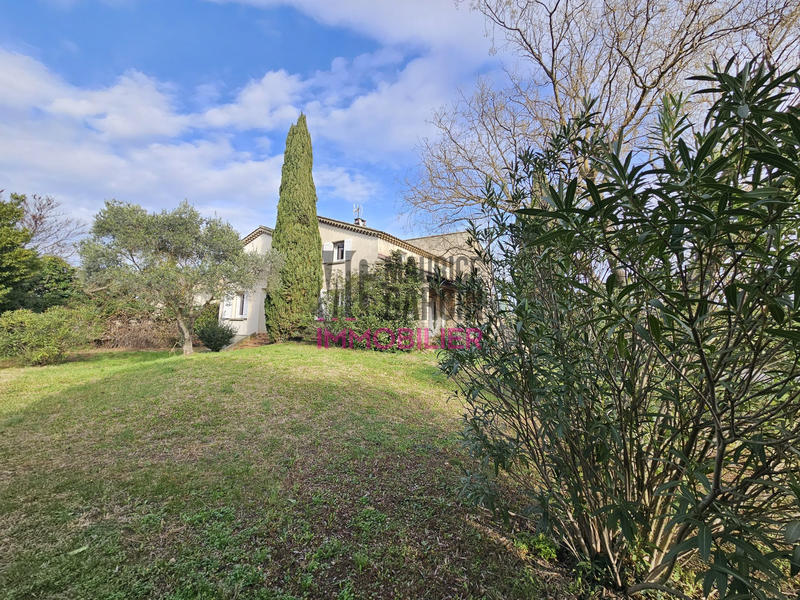 Villa - 200 m² - 6 pièces