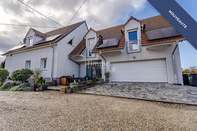 Maison - 216 m² - 6 pièces