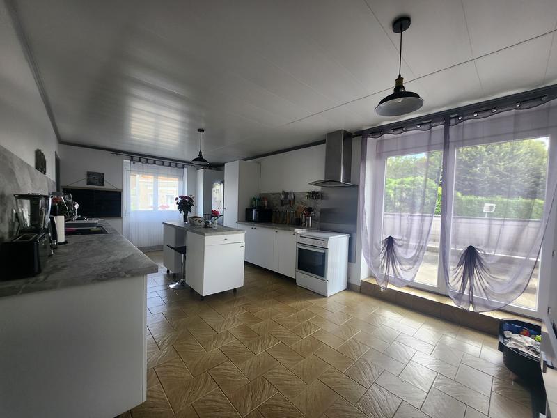Maison - 105 m² - 6 pièces