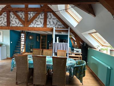 Appartement - 208 m² - 7 pièces