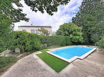 Maison - 144 m² - 7 pièces