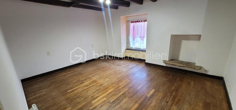 Maison en pierre - 96 m² - 4 pièces