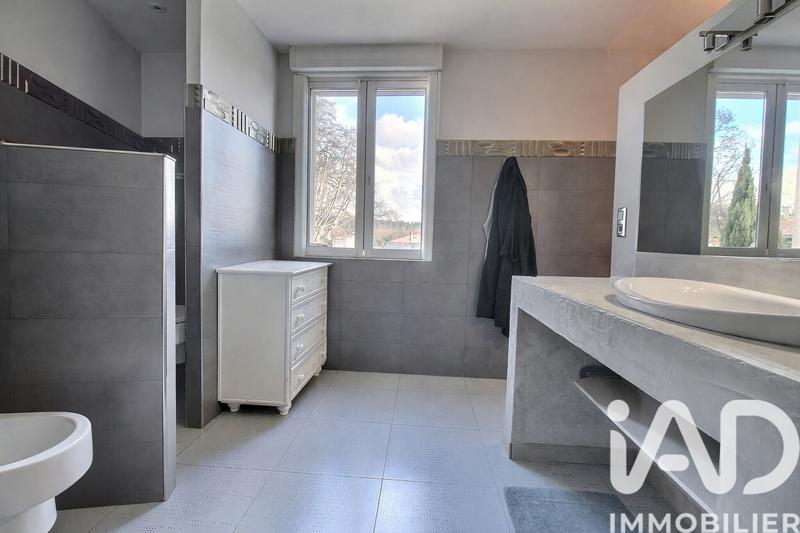 Duplex - 216 m² - 6 pièces