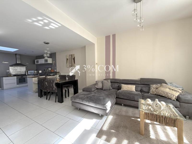 Maison - 92 m² - 4 pièces