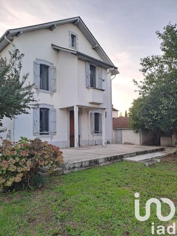 Maison - 137 m² - 6 pièces