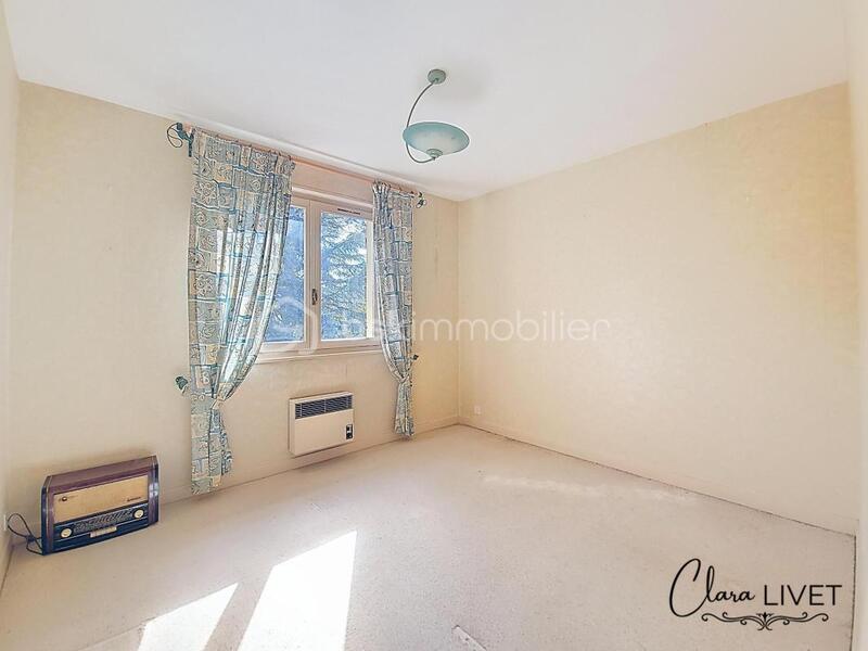 Maison traditionnelle - 145 m² - 6 pièces