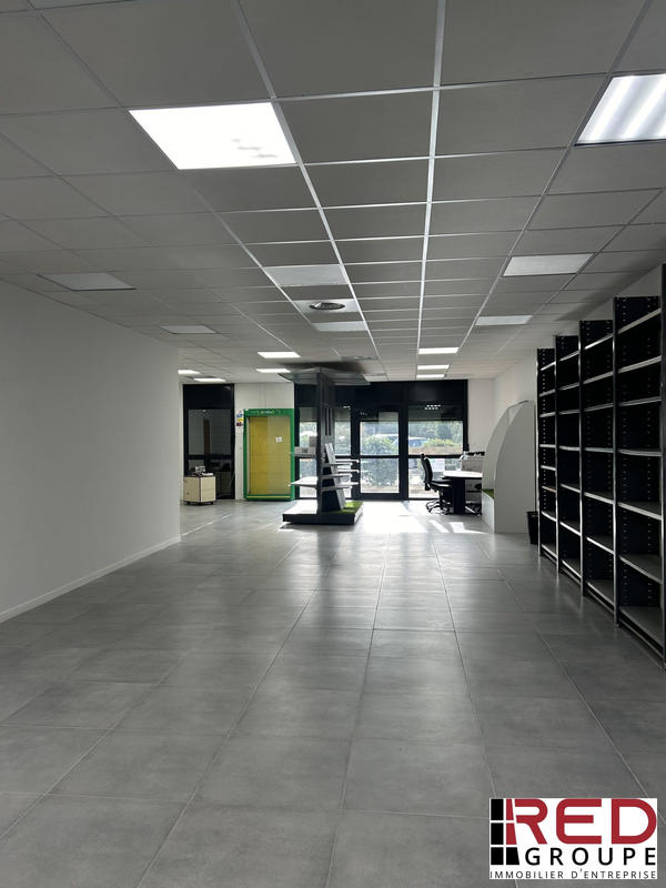 Local commercial - 140 m²