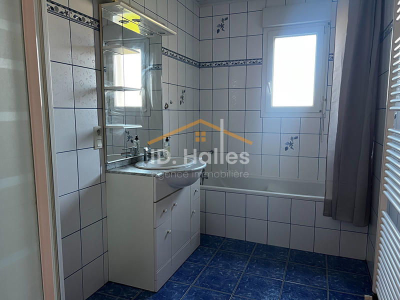 Maison - 127 m² - 6 pièces