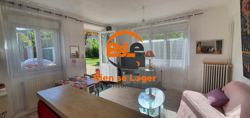 Maison - 235 m² - 12 pièces