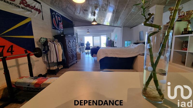 Maison - 242 m² - 6 pièces