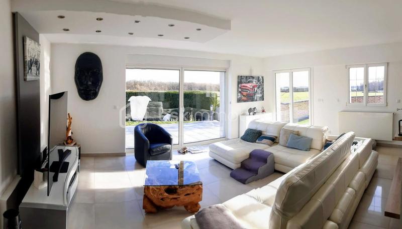 Maison de village - 150 m² - 8 pièces