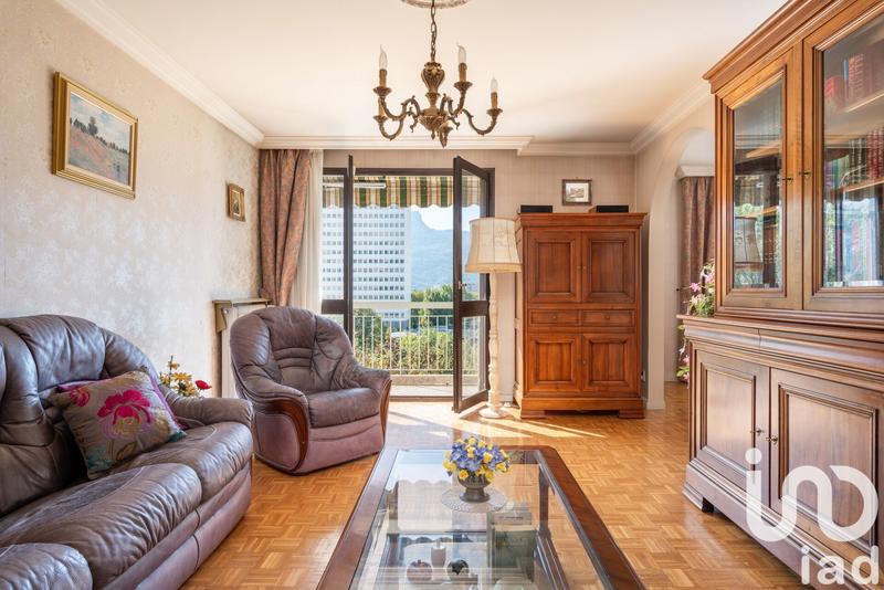 Appartement - 81 m² - 4 pièces