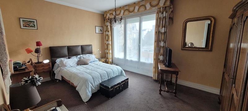 Appartement - 120 m² - 4 pièces