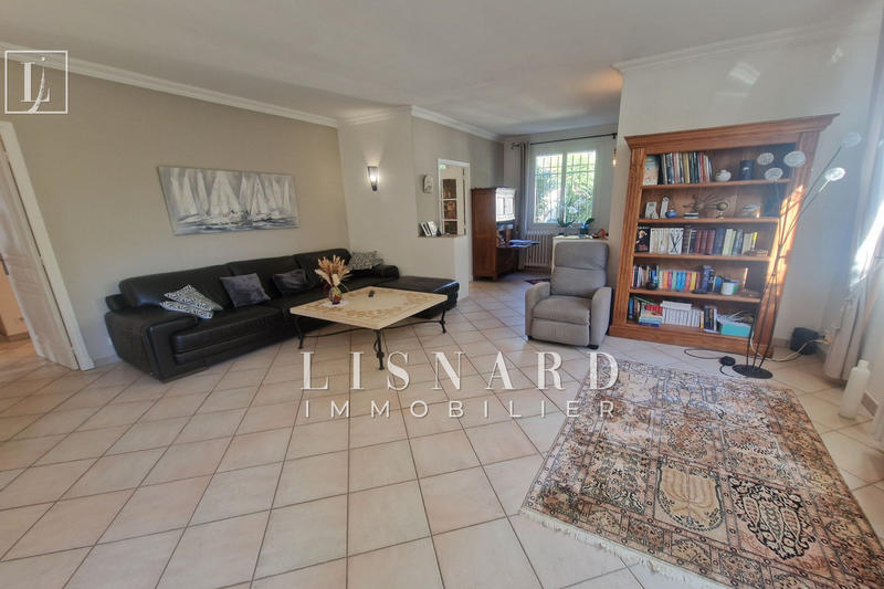 Maison - 108 m² - 5 pièces