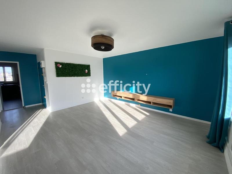 Appartement - 110 m² - 6 pièces