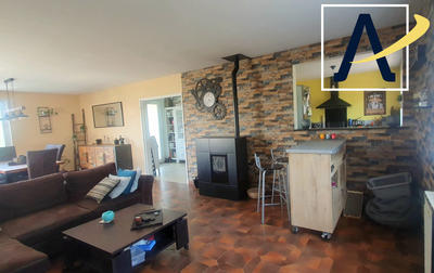 Maison - 101 m² - 5 pièces