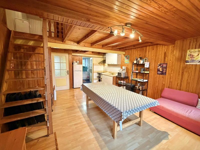 Maison - 95 m² - 5 pièces