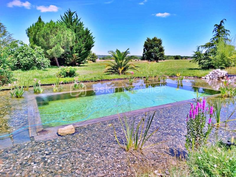 Corps de ferme - 215 m² - 5 pièces