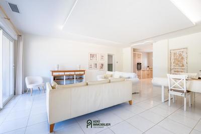 Villa - 165 m² - 6 pièces