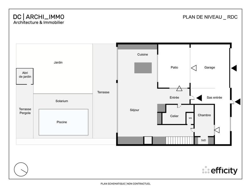 Maison - 223 m² - 7 pièces