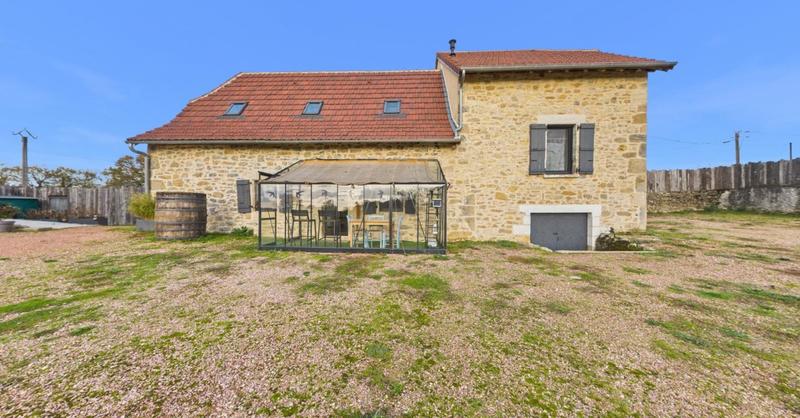 Maison - 238 m² - 10 pièces