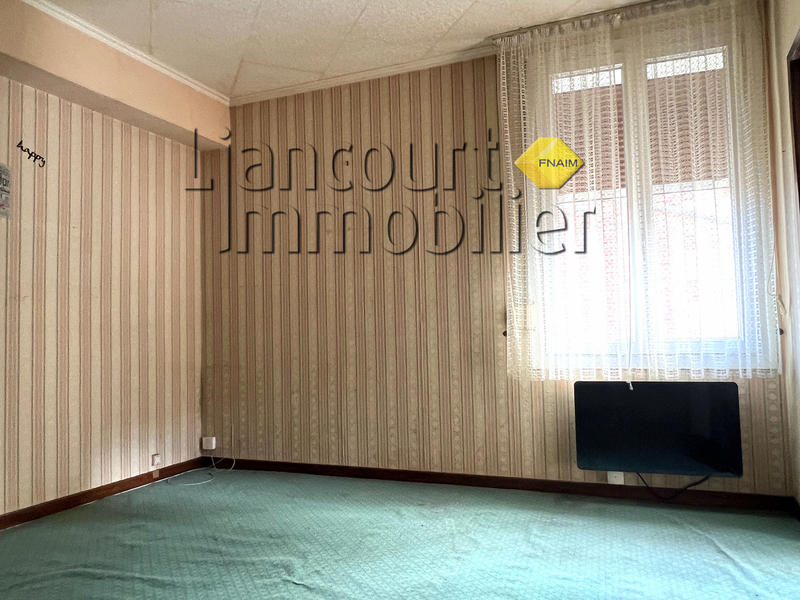 Maison - 98 m² - 5 pièces