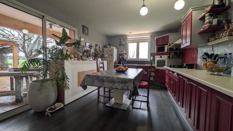 Maison - 136 m² - 5 pièces