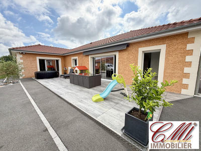 Maison - 158 m² - 5 pièces