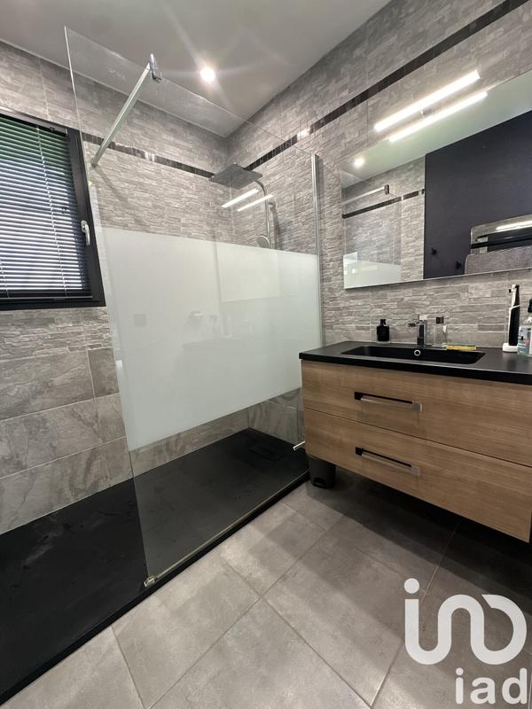 Maison - 94 m² - 4 pièces